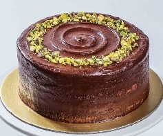 Bol Malzemeli Çikolatalı Fıstıklı Mini Yaş Pasta